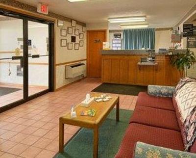 фото отеля Super 8 Gilman, Il