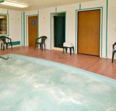 фото отеля Super 8 Gilman, Il