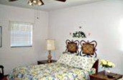 фото отеля Swiss Chalet Bed & Breakfast