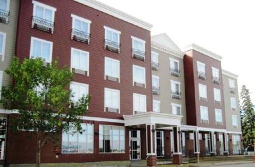 фото отеля BEST WESTERN PLUS Chateau Inn Sylvan Lake