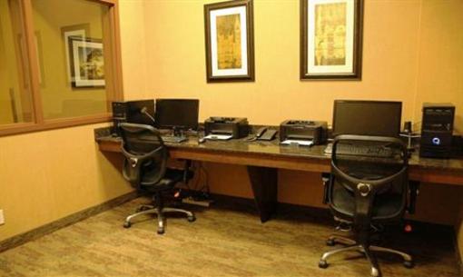 фото отеля BEST WESTERN PLUS Chateau Inn Sylvan Lake