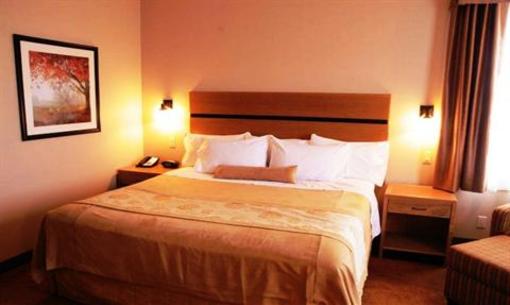фото отеля BEST WESTERN PLUS Chateau Inn Sylvan Lake