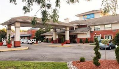 фото отеля Comfort Inn and Suites Ambassador Bridge