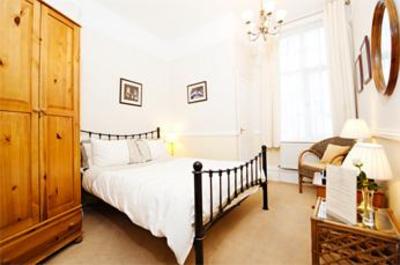 фото отеля St Raphael Guest House