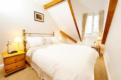 фото отеля St Raphael Guest House