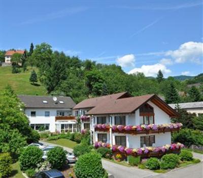 фото отеля Hotel Pension Breig Ottenhöfen im Schwarzwald