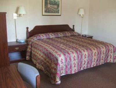 фото отеля Knights Inn Castleton On Hudson