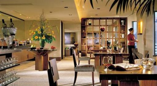 фото отеля Traders Hotel Singapore