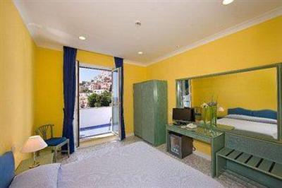 фото отеля Hotel La Bougainville