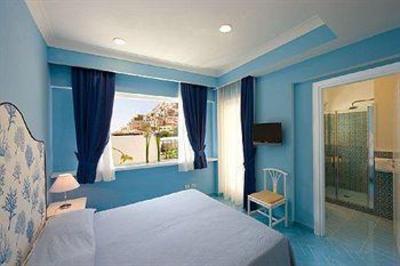 фото отеля Hotel La Bougainville