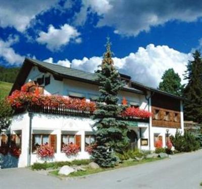 фото отеля Hotel Engiadina Ftan