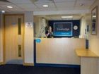 фото отеля Travelodge Cirencester