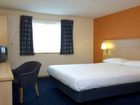 фото отеля Travelodge Cirencester