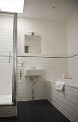 фото отеля Short Stay Apartment Prince Palace