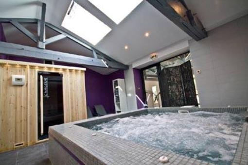 фото отеля La Villa D'o Hotel Saint-Loubes