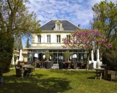 фото отеля La Villa D'o Hotel Saint-Loubes