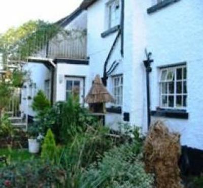 фото отеля Southern Cross Guest House Newton Poppleford