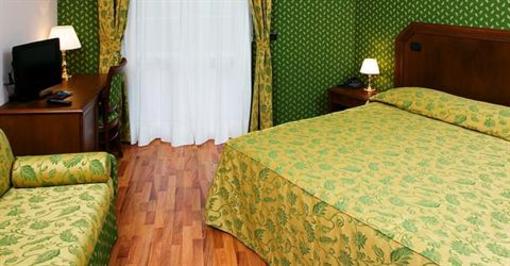 фото отеля Hotel La Torretta Castel San Pietro Terme