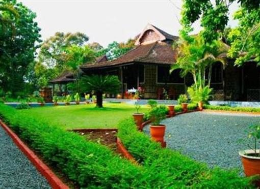 фото отеля KTDC Lake Palace Thekkady
