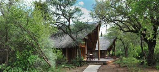 фото отеля Black Rhino Game Lodge