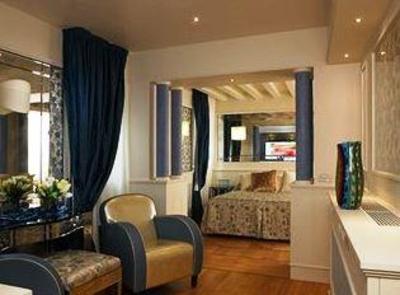 фото отеля Bellevue St Mark Square Suites Venice