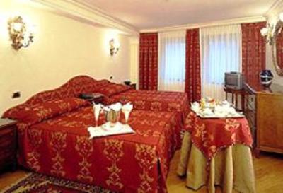 фото отеля Bellevue St Mark Square Suites Venice