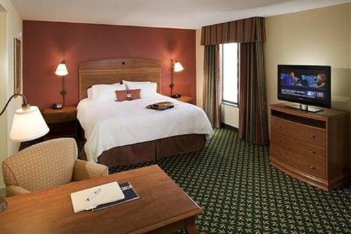 фото отеля Hampton Inn & Suites Tulare