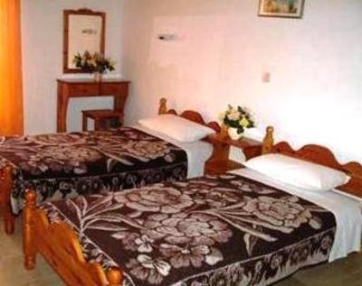 фото отеля Akrogiali Rooms
