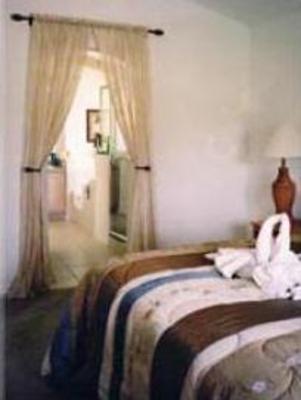 фото отеля Tivoli Manor Villa Rentals Davenport
