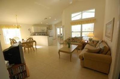 фото отеля Tivoli Manor Villa Rentals Davenport