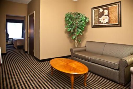 фото отеля Mountain Inn & Suites