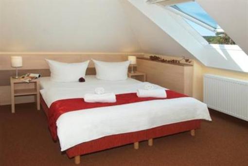 фото отеля Hotel Strandhaus Aurell Bansin