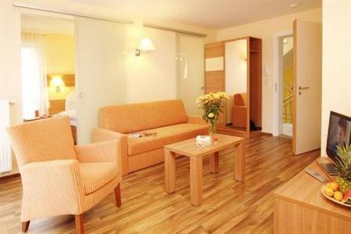 фото отеля Hotel Strandhaus Aurell Bansin