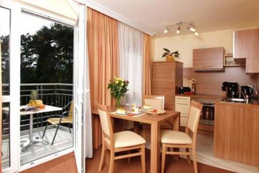 фото отеля Hotel Strandhaus Aurell Bansin