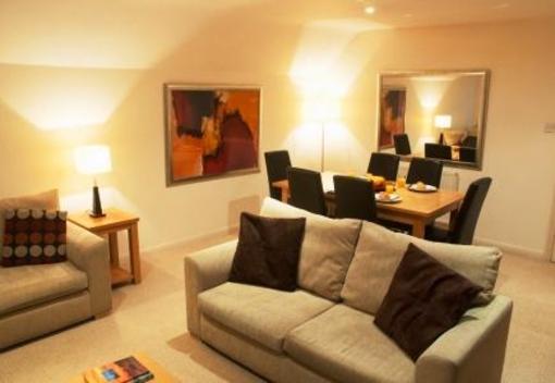 фото отеля Clarendon Serviced Apartments Kew Gardens Road
