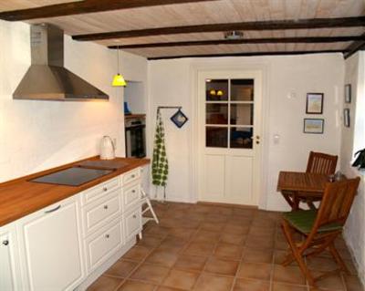 фото отеля Juhl's Bed & Breakfast