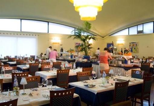 фото отеля Grand Hotel Esplanada