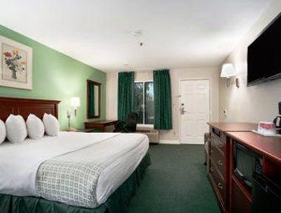 фото отеля Ramada Oceanside