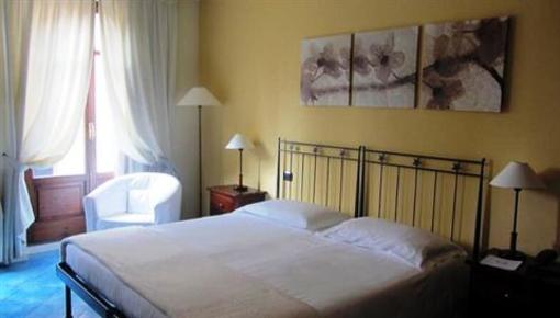 фото отеля La Contrada Hotel