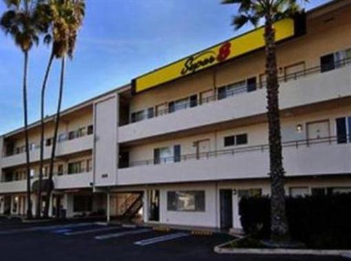 фото отеля Super 8 Motel Goleta