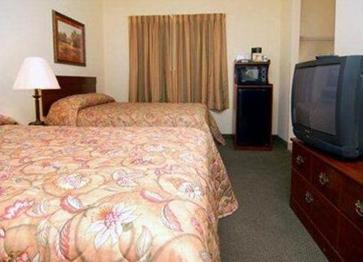 фото отеля Econo Lodge Inn & Suites Demopolis