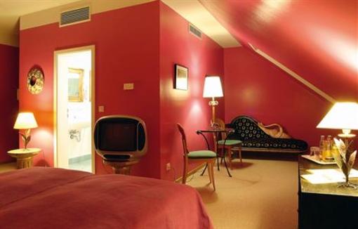 фото отеля Hotel Burg Wanzleben