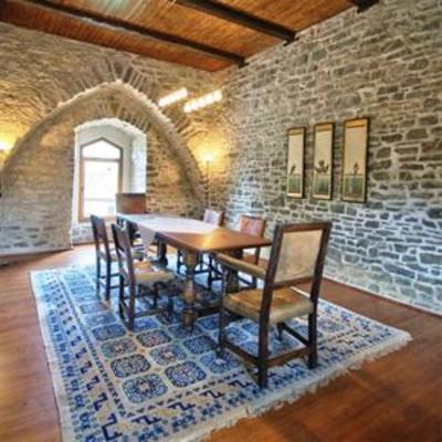 фото отеля Hotel Burg Wanzleben
