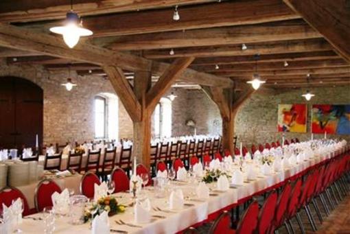 фото отеля Hotel Burg Wanzleben