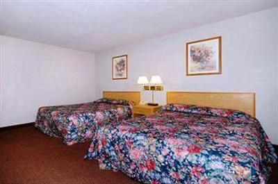 фото отеля Oak Hill Inn & Suites