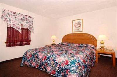 фото отеля Oak Hill Inn & Suites