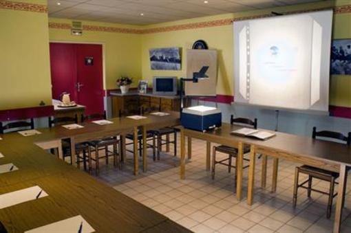 фото отеля Crau Hotel Arles