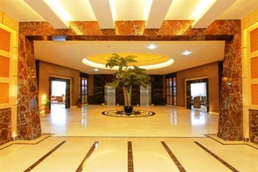 фото отеля Grand Rocky Hotel Bukittinggi