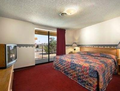 фото отеля Super 8 Motel Springdale