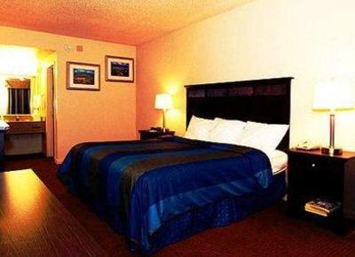 фото отеля Econo Lodge Suffolk (Virginia)